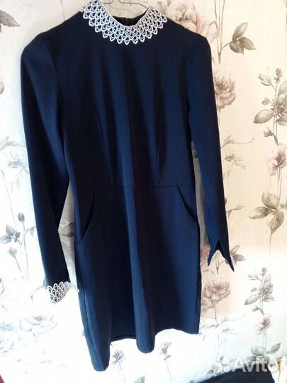 Школьный сарафан с белым фартуком