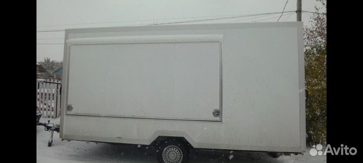 Прицеп торговый