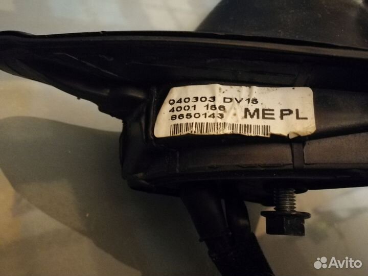 Зеркало Volvo XC70