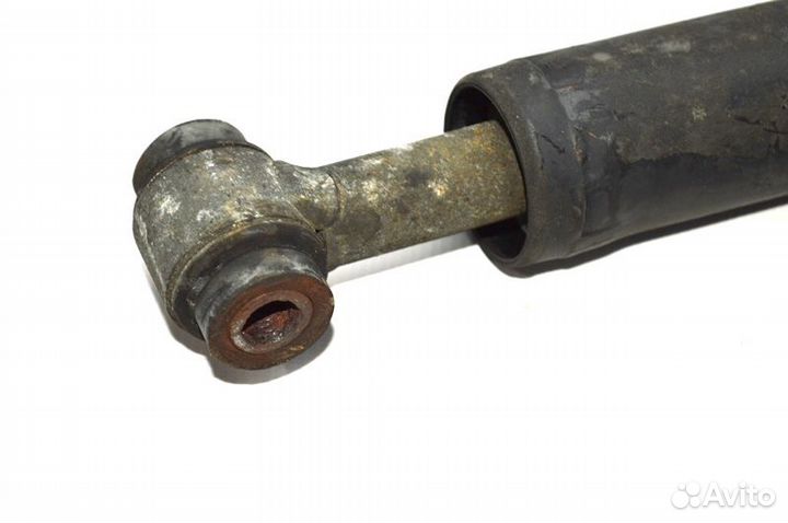 Амортизатор бокового качения кабины, левый mercede