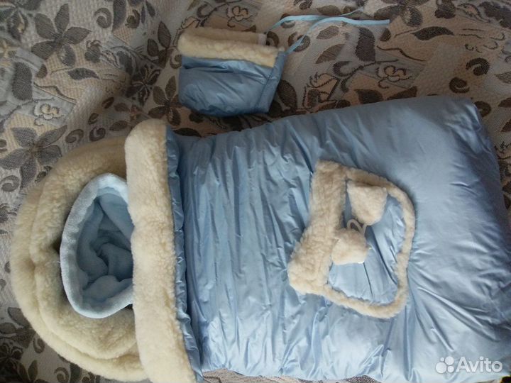 Тёплый конверт на выписку из роддома
