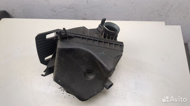 Корпус воздушного фильтра BMW 5 E60, 2009