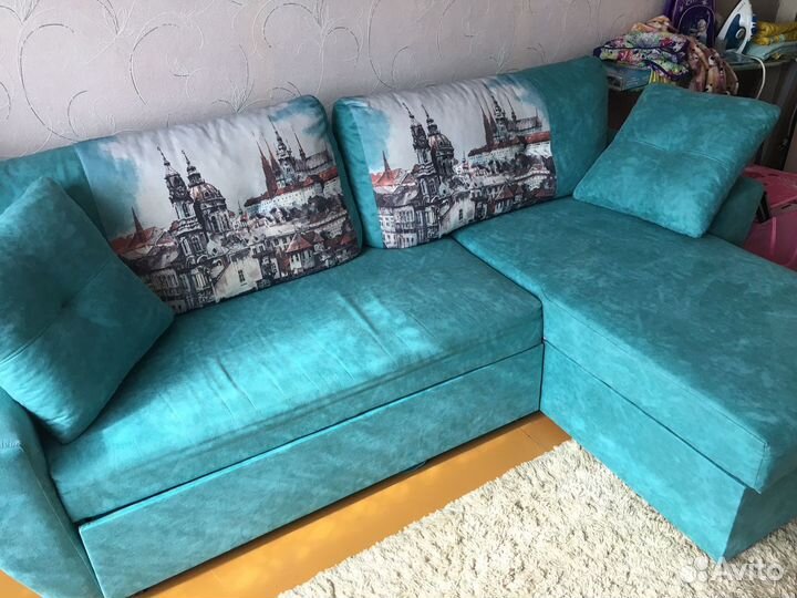 Диван кожаный