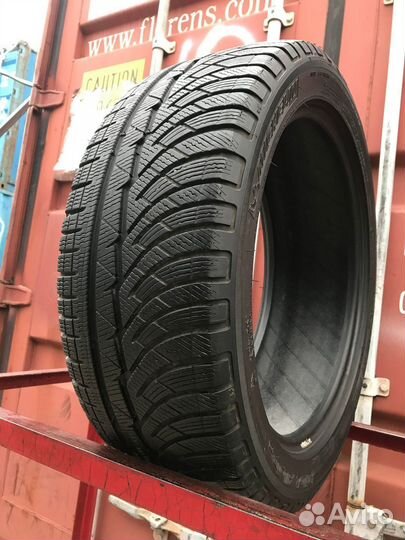 Michelin Pilot Alpin 4 235/45 R18 98V