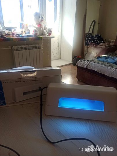 Лампа для ногтей