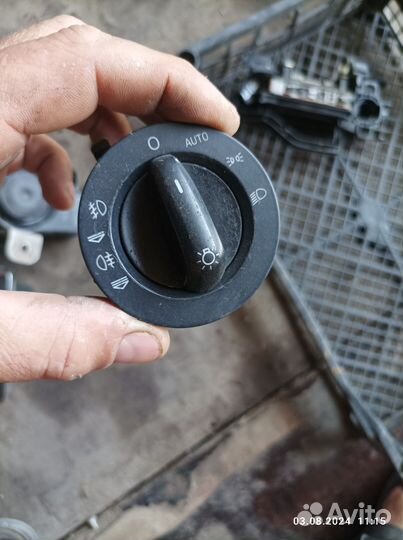 4f1941531d Выключатель света фар Audi A6 Q7