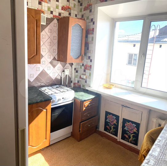 3-к. квартира, 60 м², 5/5 эт.