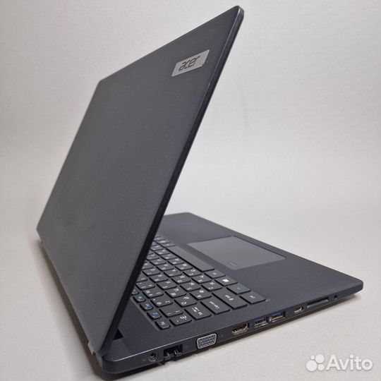 15.6'' FHD Ноутбук Acer TravelMate P2 TMP215
