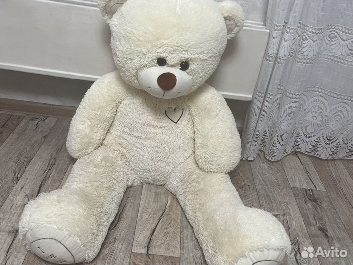 Плюшевый медведь
