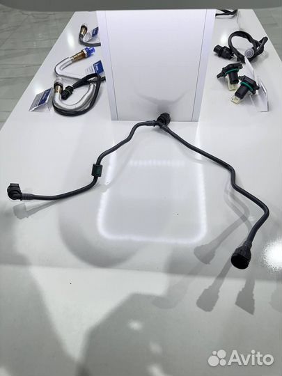 Трубка системы охлаждения Mercedes-Benz A206501180