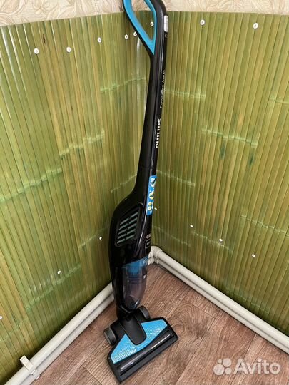 Вертикальный пылесос Philips PowerPro