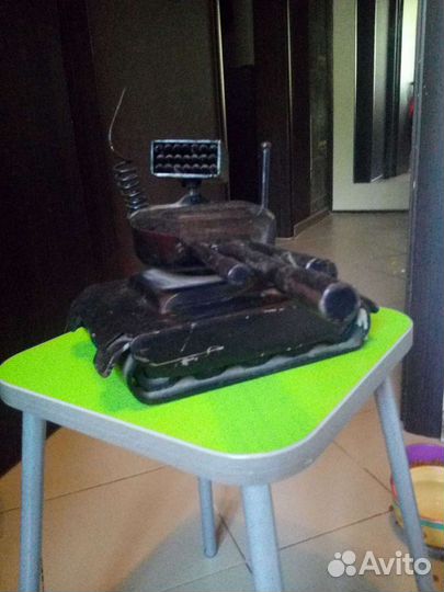 Танк железный