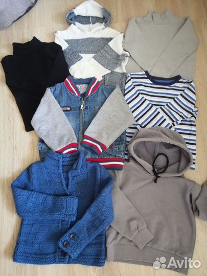 Вещи на мальчиков пакетом ростовкой 104,110,116
