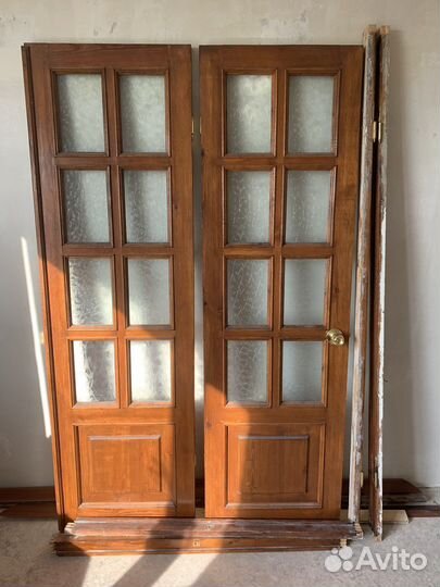 Дверь деревянная со стеклом бу