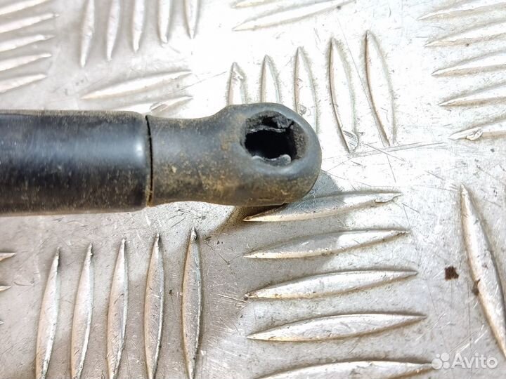 Амортизатор двери багажника Renault Megane 2003 20