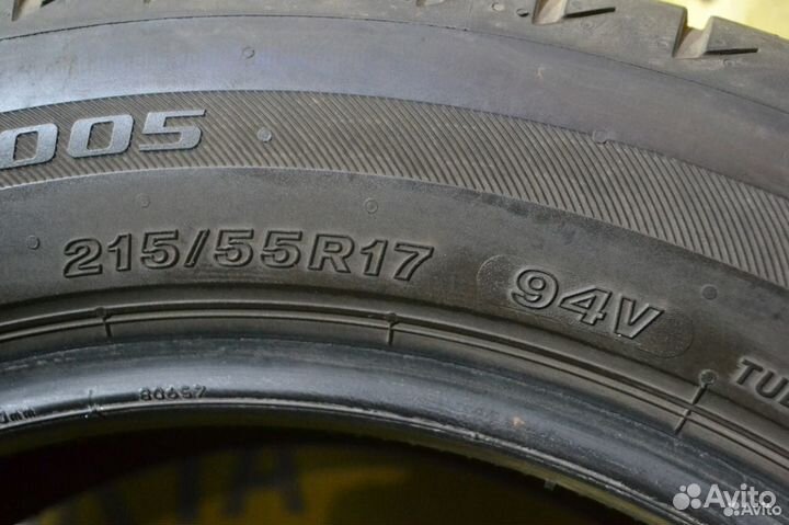 Bridgestone Turanza T005 215/55 R17