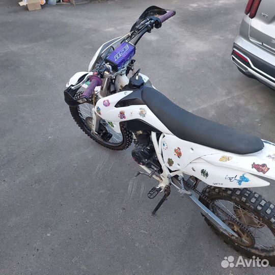 Мотоцикл BSE Z1-150