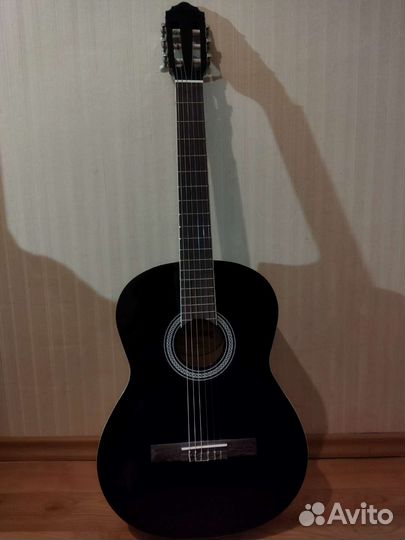 Классическая гитара Veston