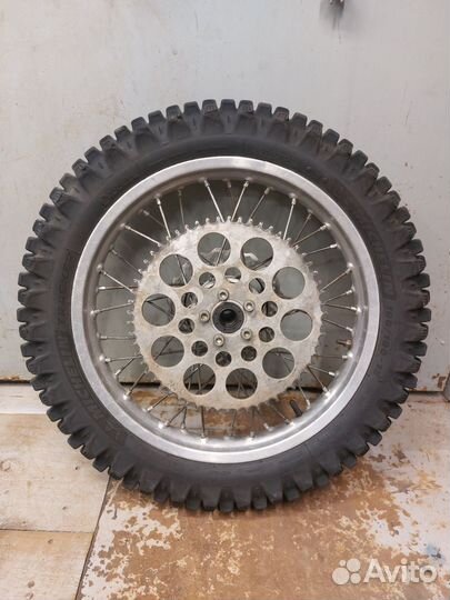 Заднее колесо для кроссового мотоцикла