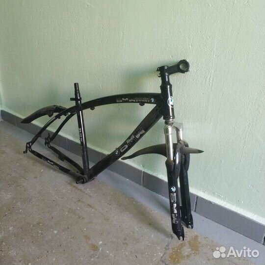 Рама велосипеда bmw