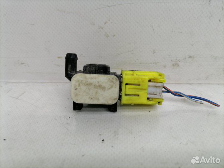 Датчик удара Infiniti M37 Y51 3.7 2013