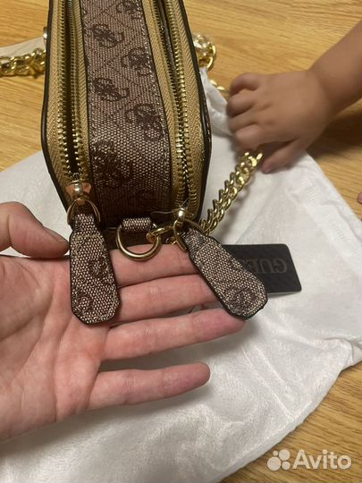 Сумка guess новая