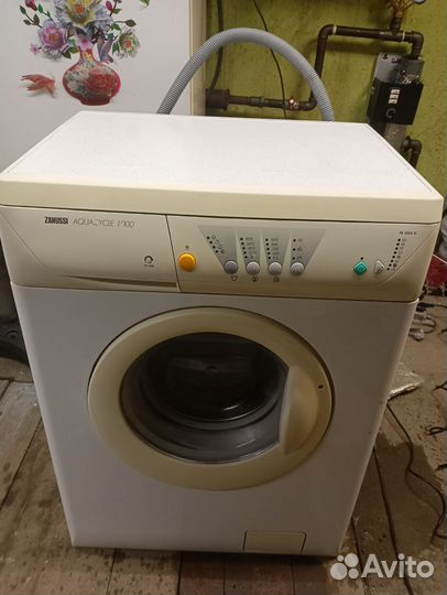 Стиральная машина zanussi