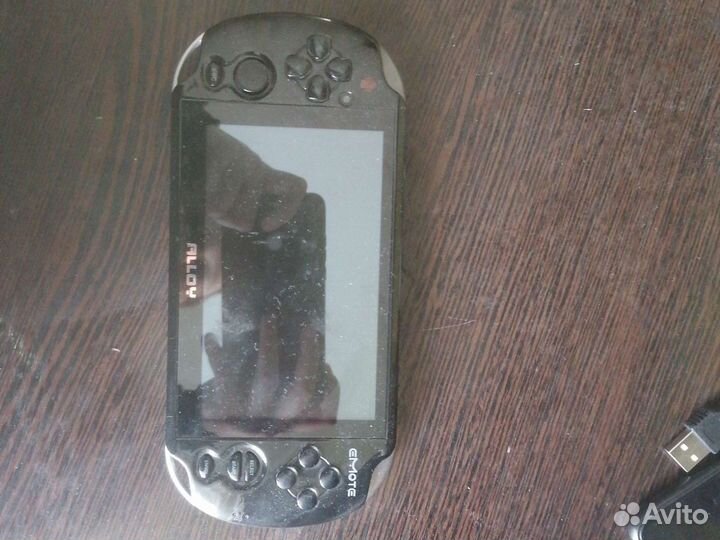 Игровая приставка