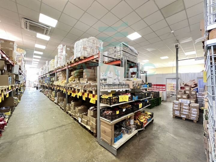 Продажа здания с долгосрочными арендаторами