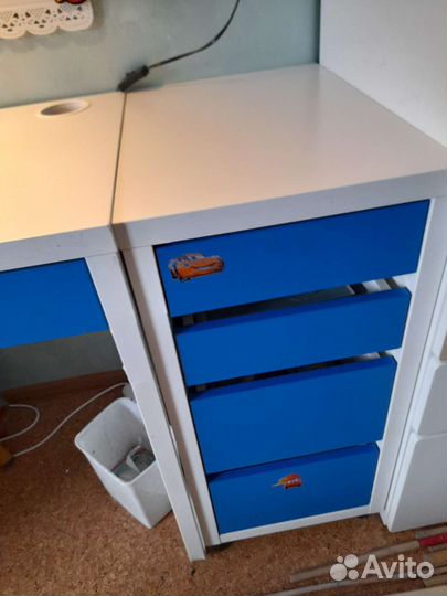 Стол микке икеа и комод