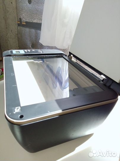 Принтер лазерный HP Deskjet lnk Advantage 2520 hc