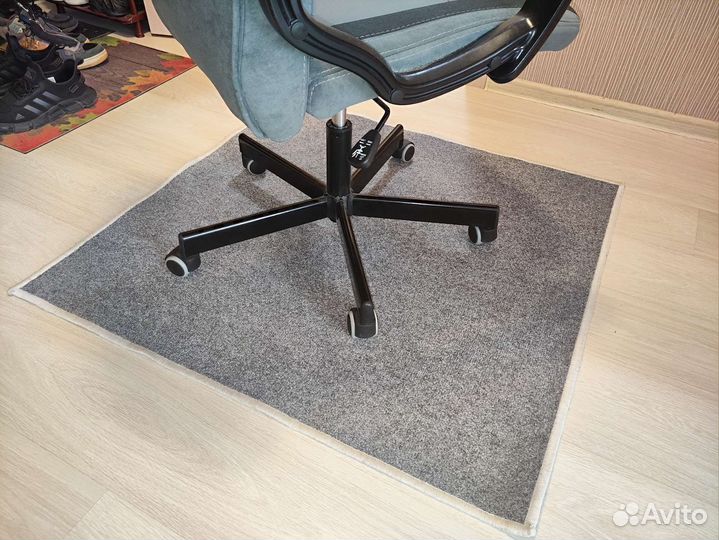 Ковролиновый коврик, на резиновой основе