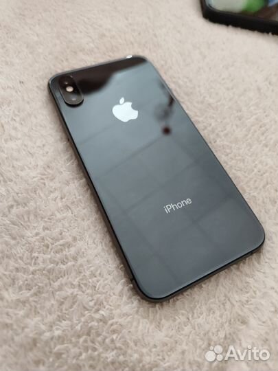 iPhone Xs, 64 ГБ