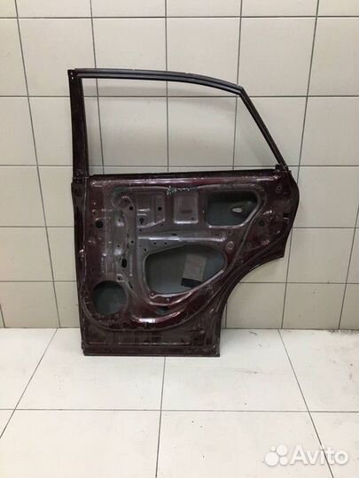 Дверь задняя правая Lexus RX, Toyota RAV4