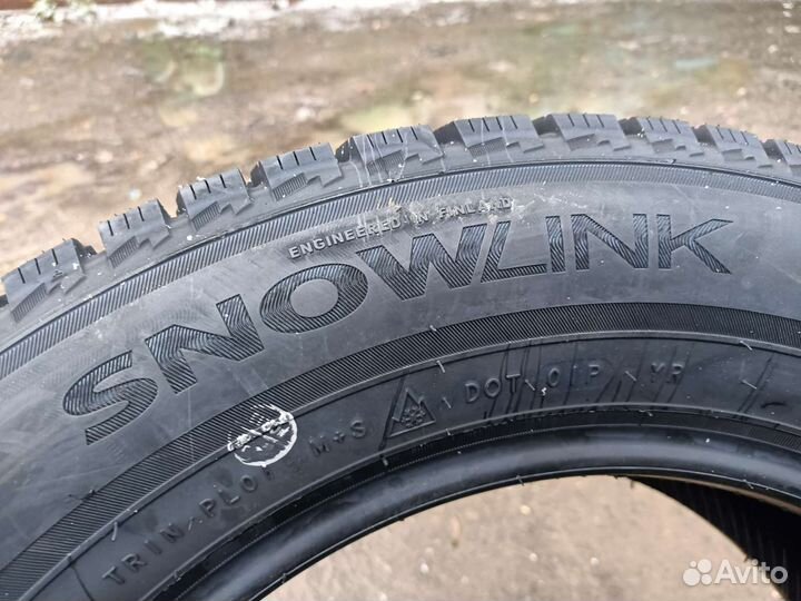 Triangle PL01 215/60 R16 99R