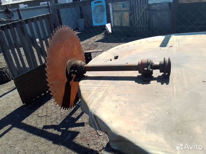 Вал на циркулярку