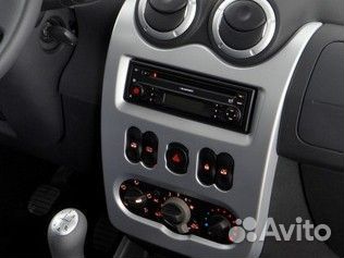 Рамка для 1 din магнитолы Рено Логан 1 фаза 2