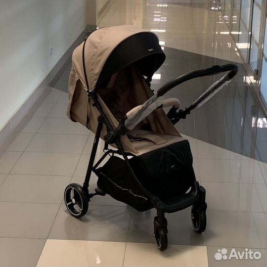 Прогулочная коляска Rant Shift перекидной ручкой