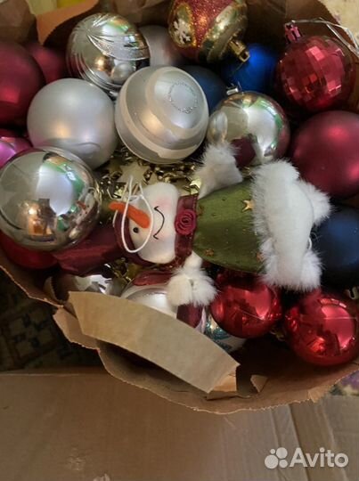 Елочные игрушки