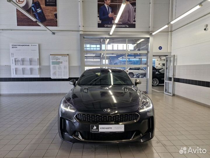 Kia Stinger 2.0 AT, 2018, 103 000 км