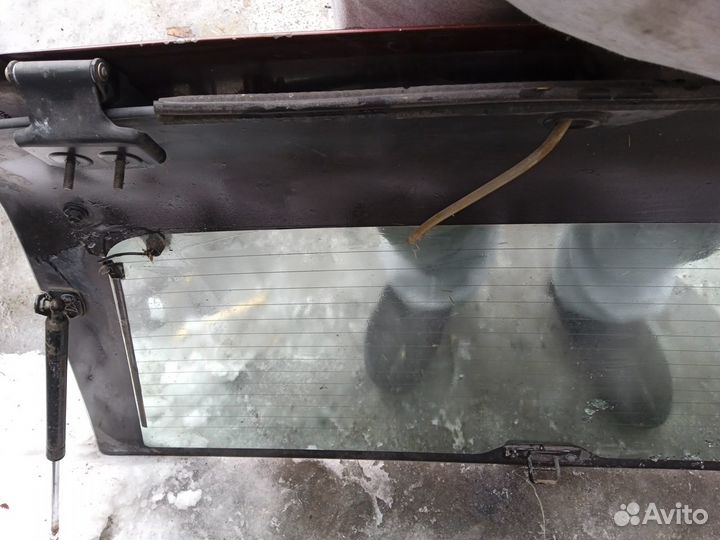 Стекло заднее Опель Фронтера А