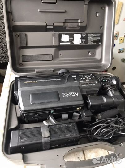 Panasonic m1000 профи камера