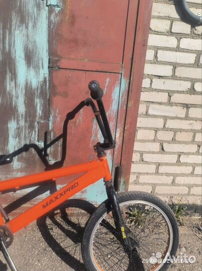 Трюковой велосипед BMX