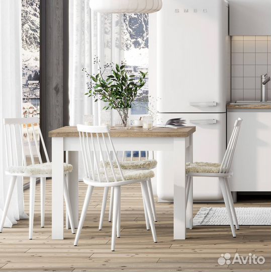 Стол обеденный