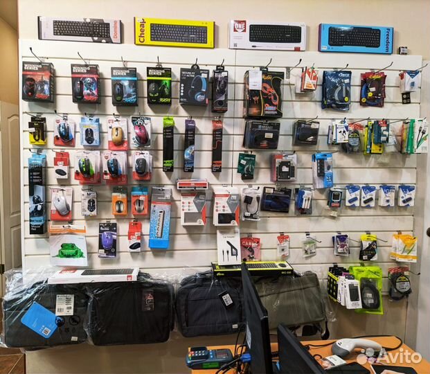 Ноутбук Lenovo i3/4gb/240Gb - 1 год Гарантии