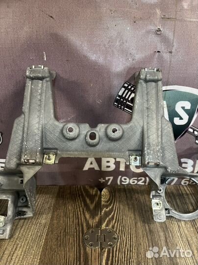 Кронштейн крепления торпеды Porsche panamera 970