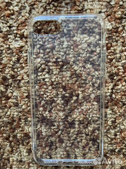 Чехол на iPhone