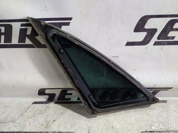 Форточка правая Audi A4 B7 2.0 BWE 2007