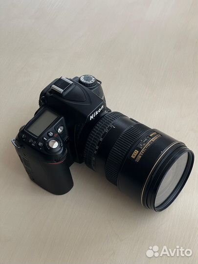 Камерa Nikon D90