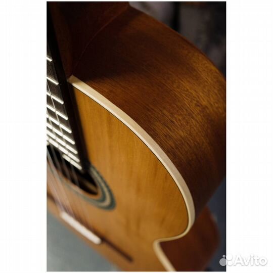 Классическая гитара Perez 600